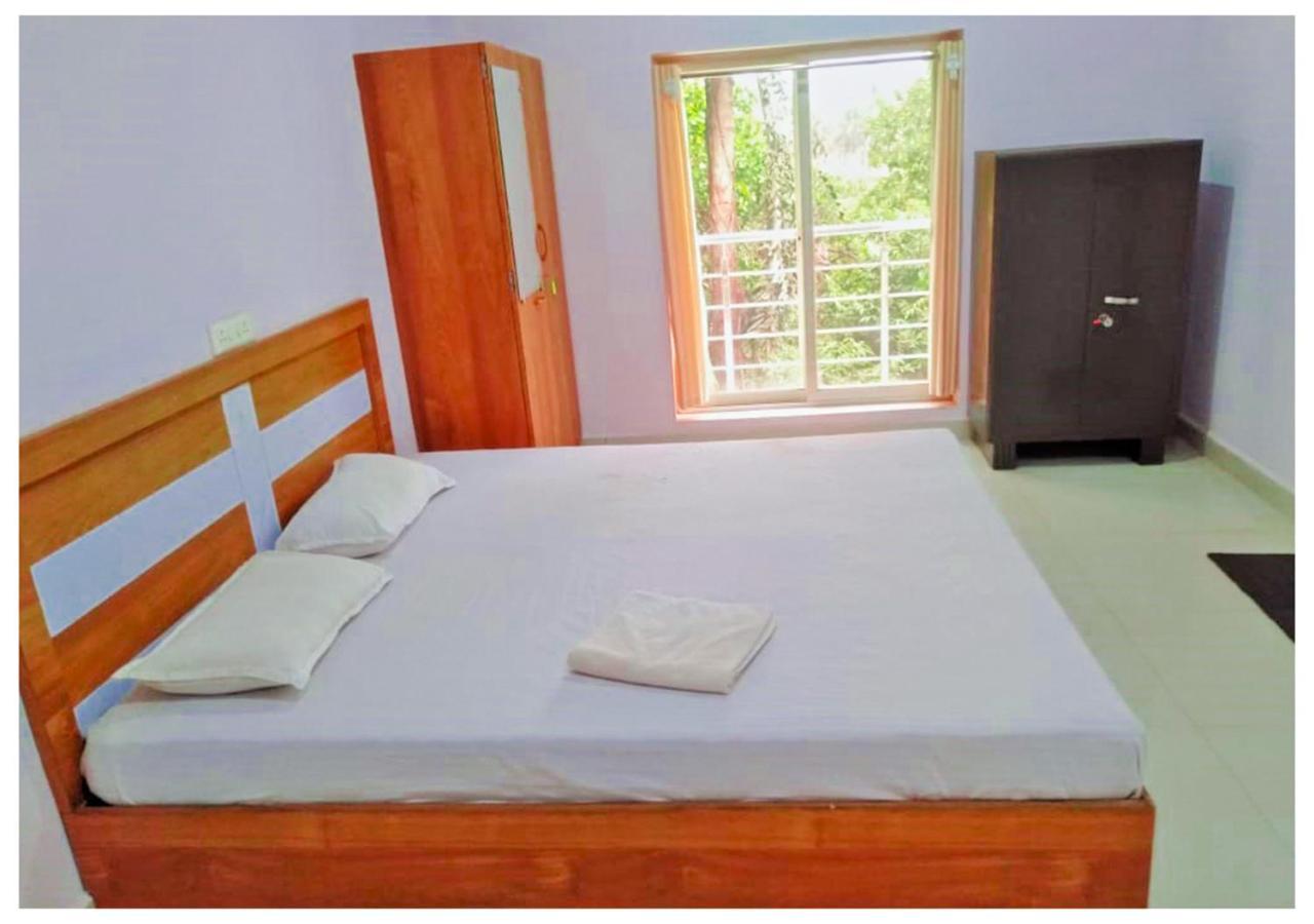 Aym Yoga Resort Arambol Goa Extérieur photo