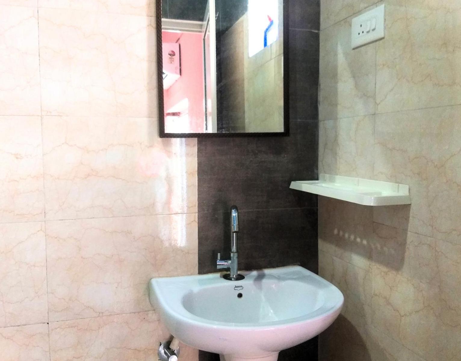 Aym Yoga Resort Arambol Goa Extérieur photo